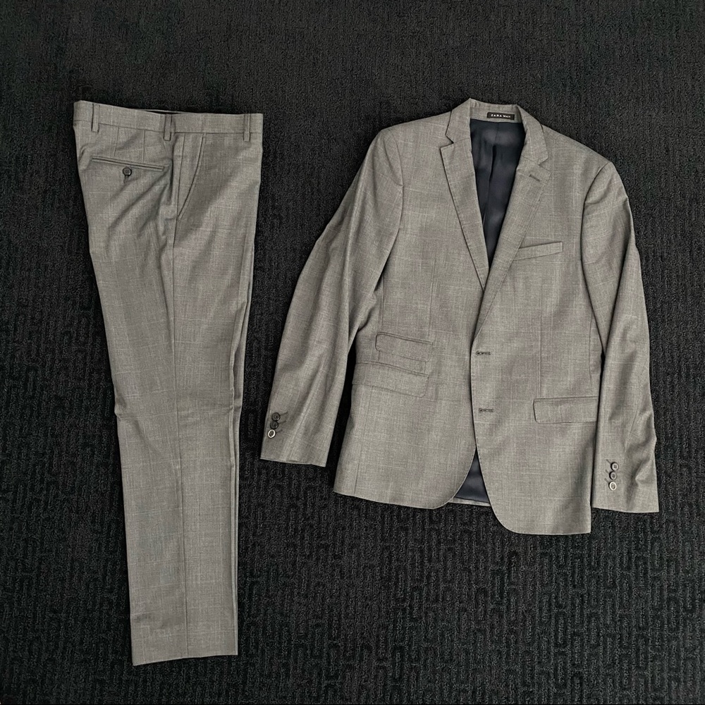 Zara Man gray/light blue checkered suit